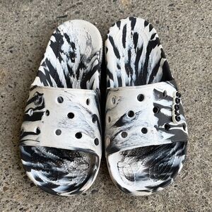 Crocs Classic Marbled Black and White Unisex Sandal Slide M6 W8 Comfort Stylish